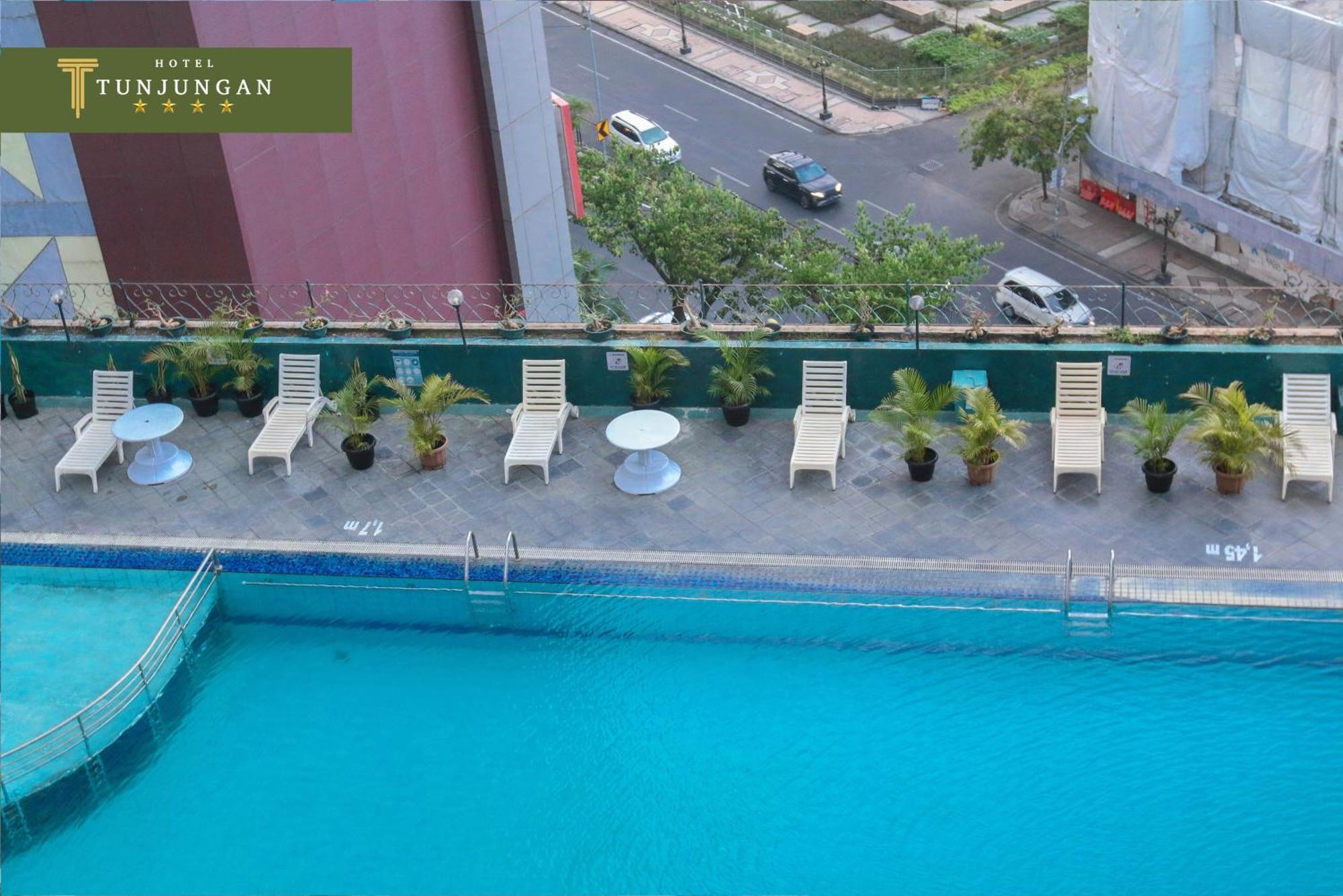 Tunjungan Hotel Surabaja Zewnętrze zdjęcie